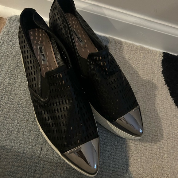 Worn only two times. Miu Miu - Picture 3 of 6